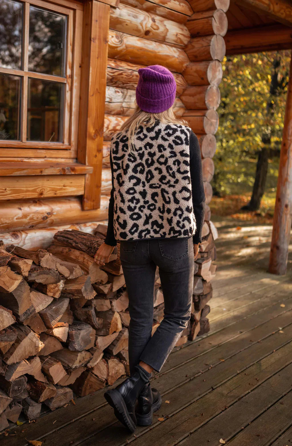 ASTRID™ | Die Leoparden-Strickweste